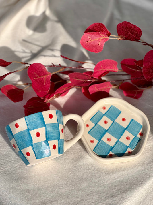 Checkered Blue and Red Dotted Mug and Desert Plate 🌀