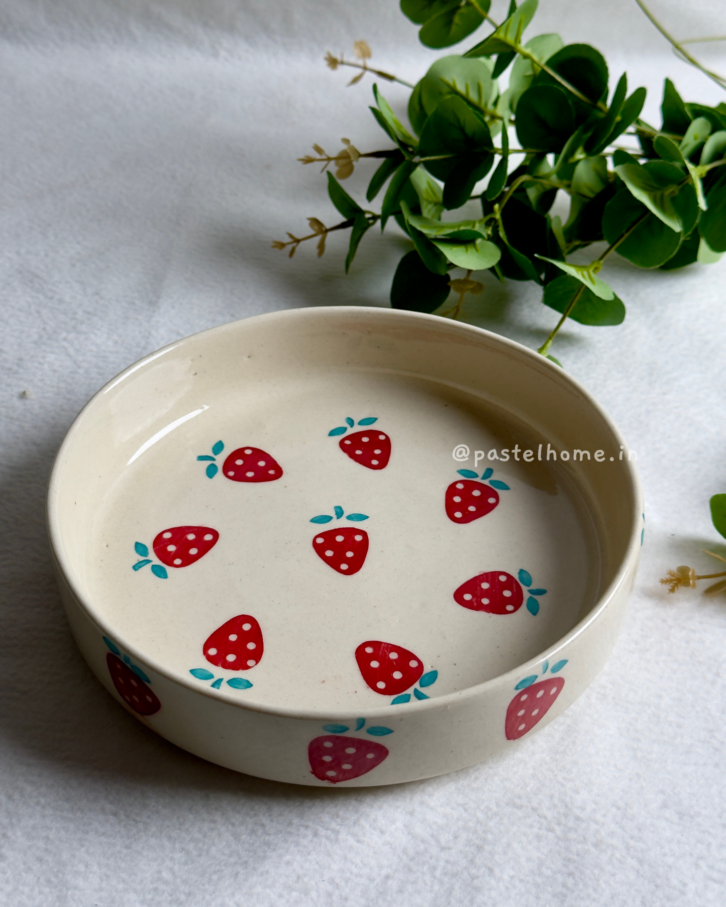 Strawberry Serving Bowls - Set of 3