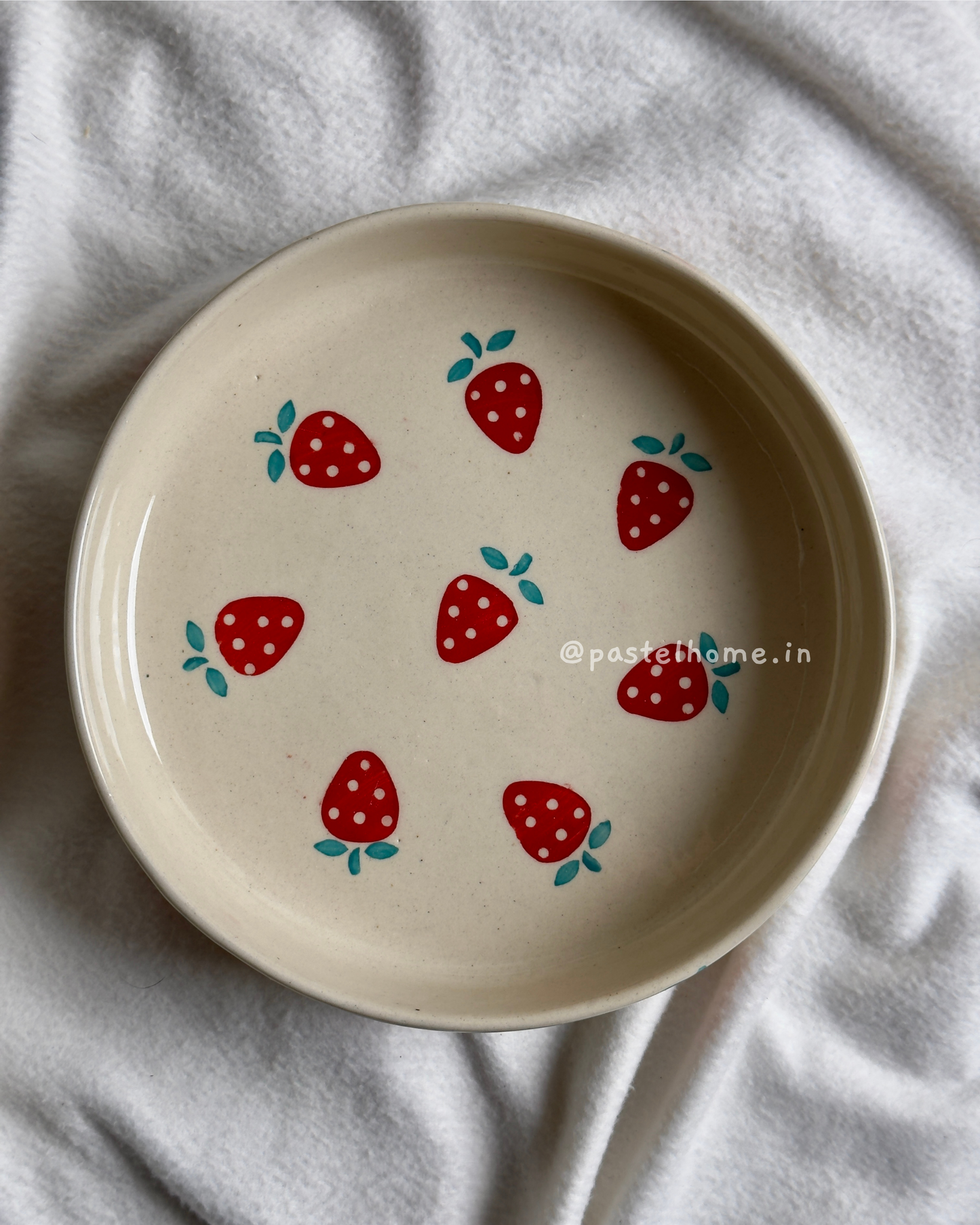 Strawberry Serving Bowls - Set of 3