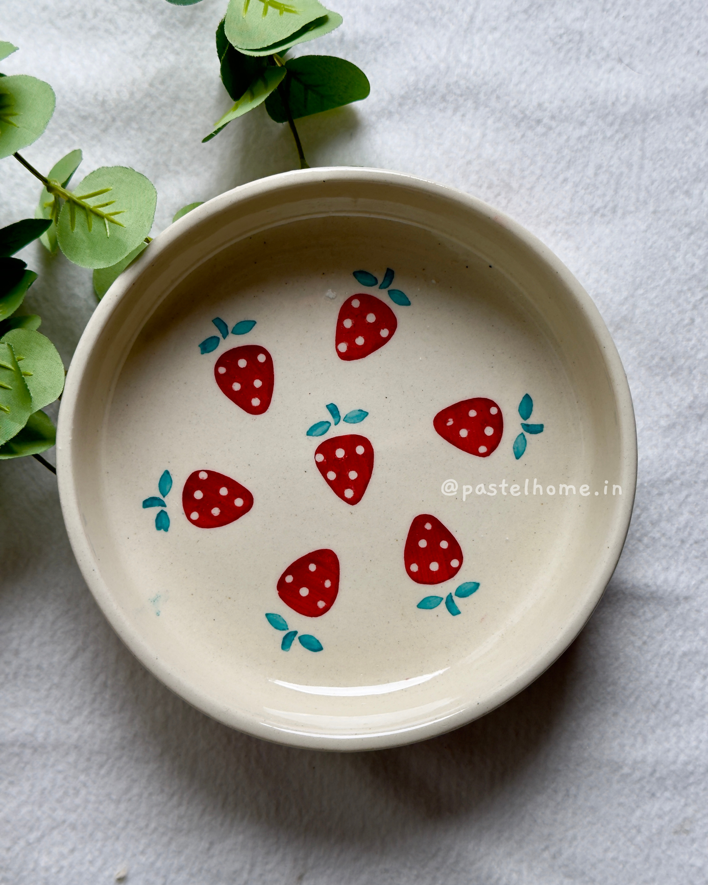 Strawberry Serving Bowls - Set of 3