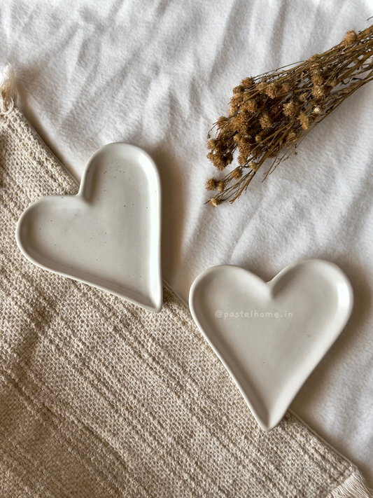 Heart Trinket Trays - Neutral White (1)