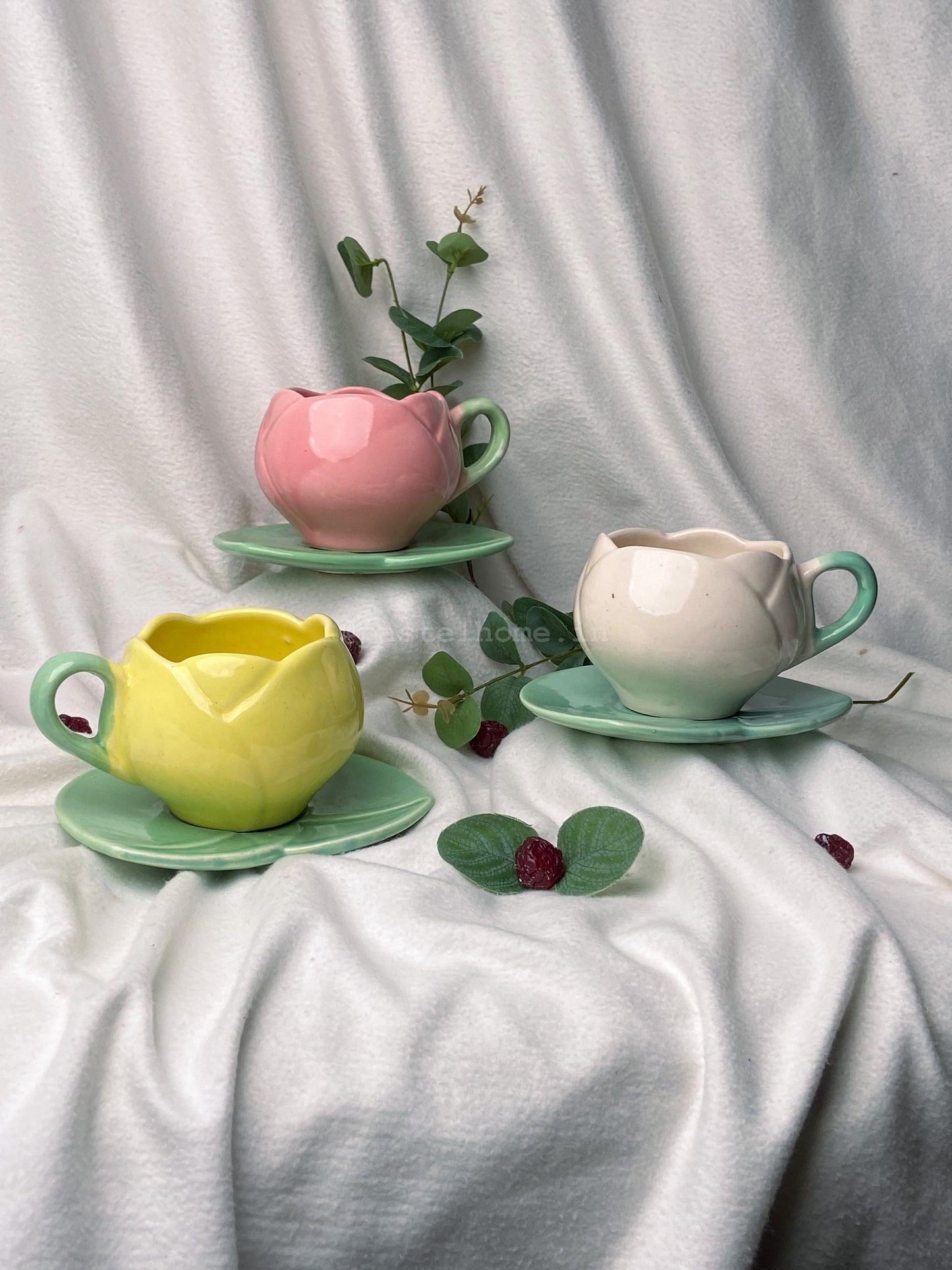 Tulip Shape Mug and Saucer Set of 3