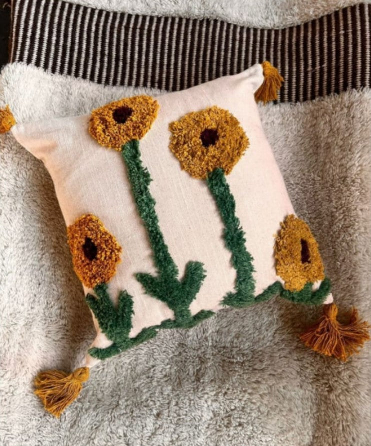 Sunflower Tufted Cushion Cover