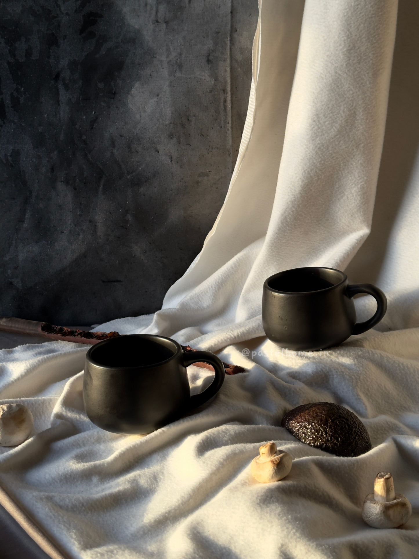 Black Ceramic Flower Vase and Mug Combo - Set of 4